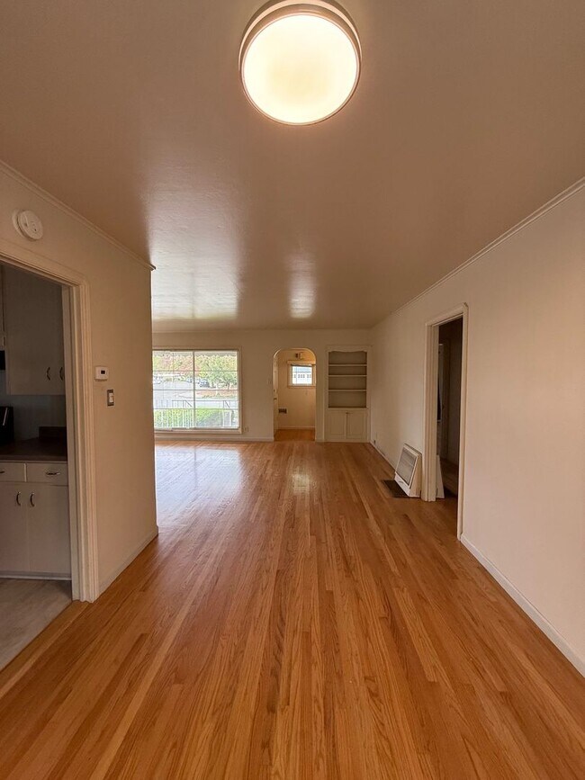 Foto del edificio - 2230 Montecito Ave