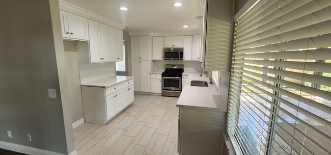 Building Photo - 413 Arapaho Pl