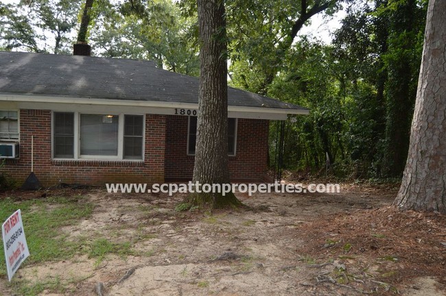 Building Photo - Forest Acres Duplex