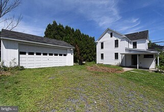 Building Photo - 4776 Old Easton Rd