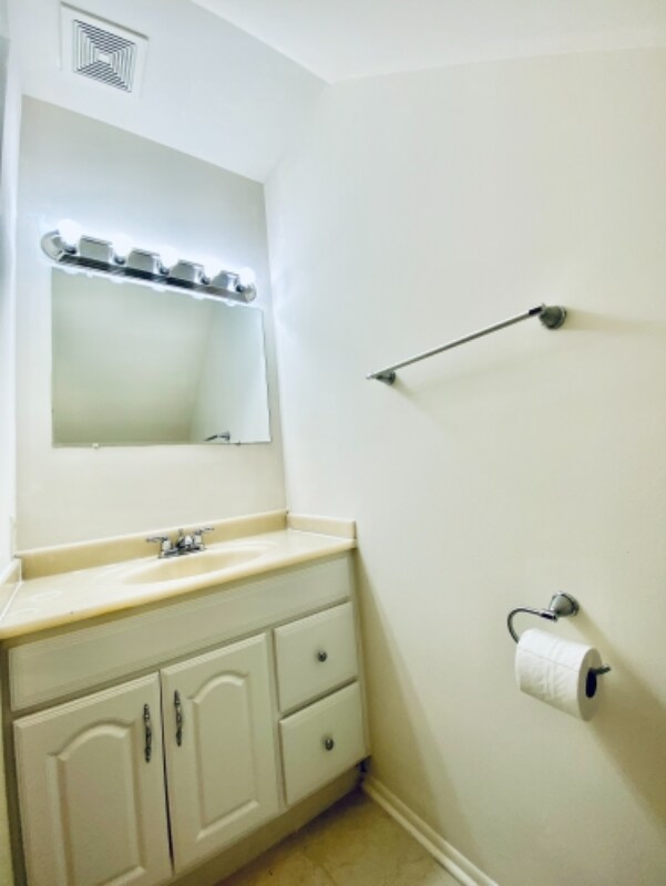 Foto del edificio - 10690 High Beam Ct
