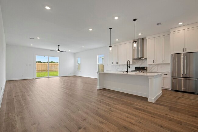 Building Photo - 1808 Drover Ln