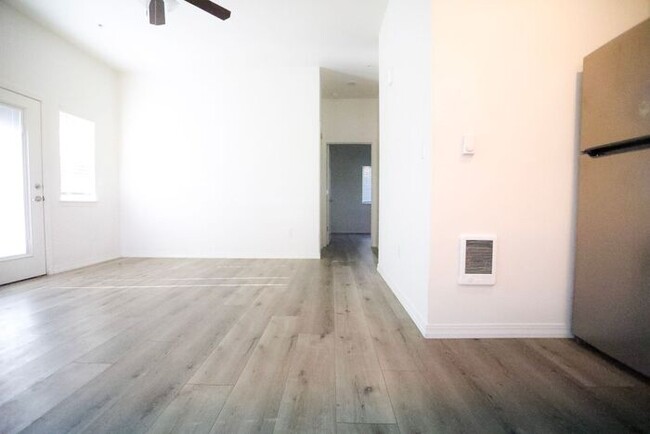 Foto del edificio - 1 MONTH RENT FREE!! Beautiful 2 bedroom 1 ...