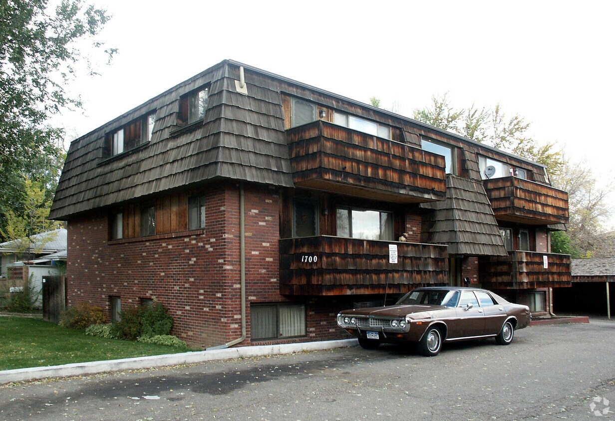 Foto principal - 1700 9th Ave