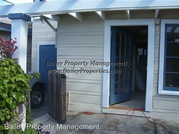 Building Photo - 2 br, 2 bath House - 494 Riverview