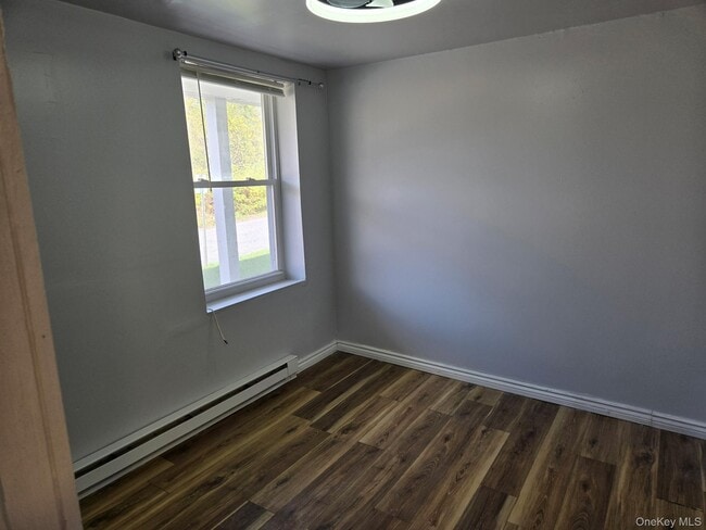 Foto del edificio - 41 Sunny Acres Rd