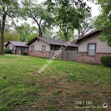 Building Photo - 1213 Yuma St