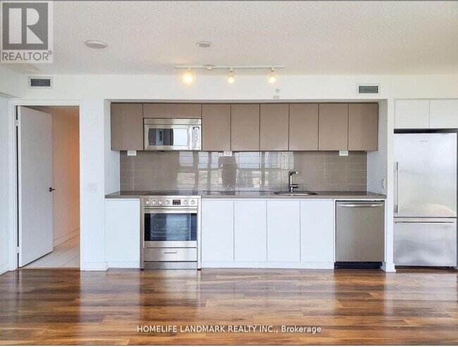 Building Photo - 85-4285 Queens Wharf Rd