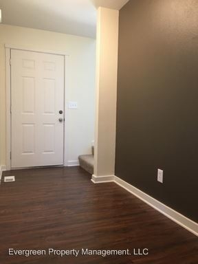 Foto del edificio - 1483 SE Roberts Dr