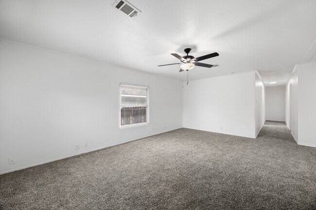 Foto del edificio - 11910 Greenrock Ln