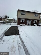 Building Photo - 122 Annabelle Ave