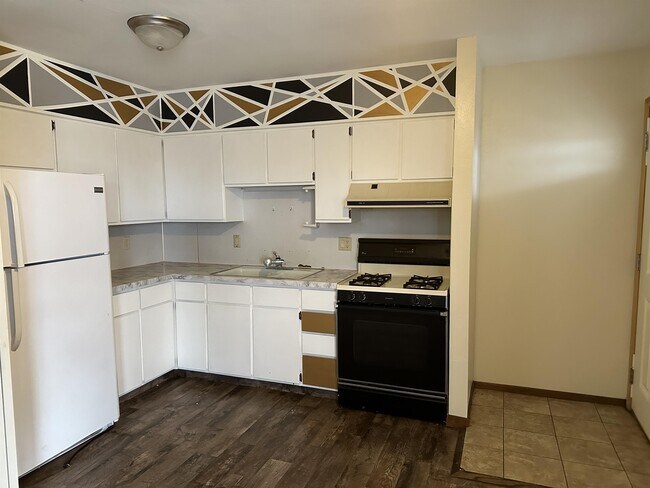 Foto del edificio - 503 N Walnut Ave