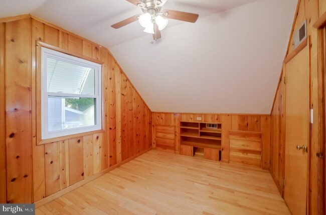 Foto del edificio - 5917 Rolston Rd