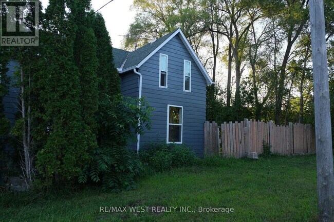 Building Photo - 6010 Old Scugog Rd