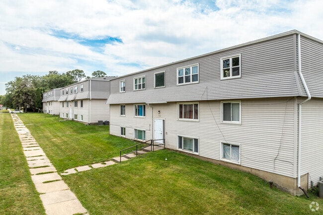 Building Photo - Leavitt Park Apartments - Waterloo, IA