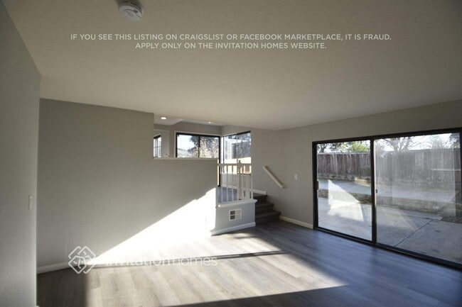 Building Photo - 921 Pueblo Way