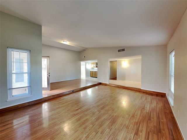 Building Photo - 3464 Livingston Ln