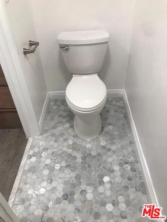 Foto del edificio - 10660 Wilshire Blvd