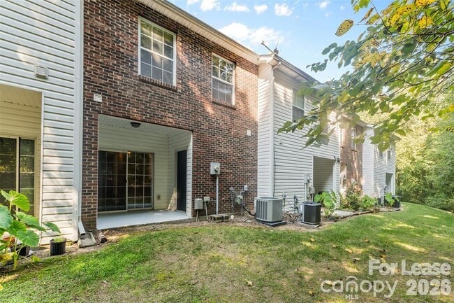 Foto del edificio - 2472 Ryerson Ct