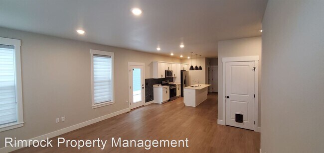Building Photo - 2 br, 2 bath House - 6021 Farmstead Avenue