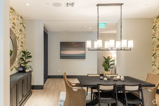 Lounge - The Remy Apartments