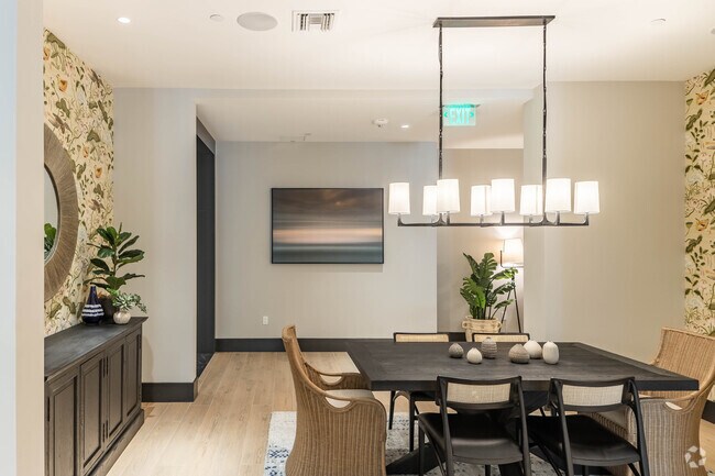 Salón - The Remy Apartments