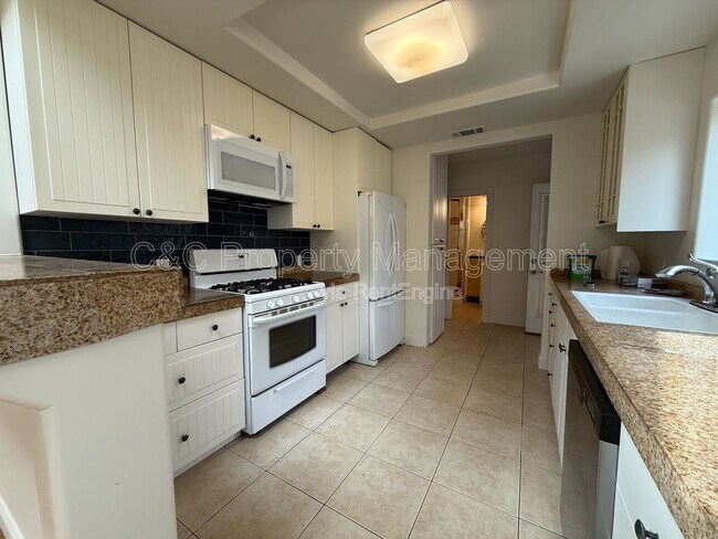 Foto del edificio - 1203 Stony Point Rd