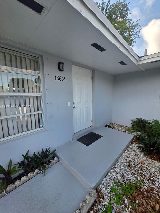 Foto del edificio - 18655 SW 100th Ave
