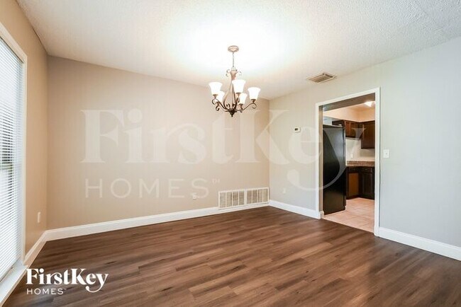 Foto del edificio - 409 Seville Ave