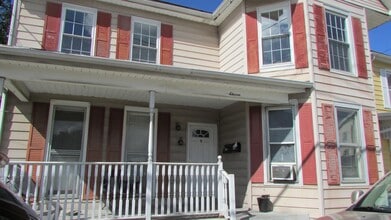 Building Photo - 11 E Orange St