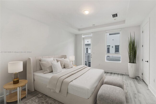 Foto del edificio - 9143 NW 33rd St