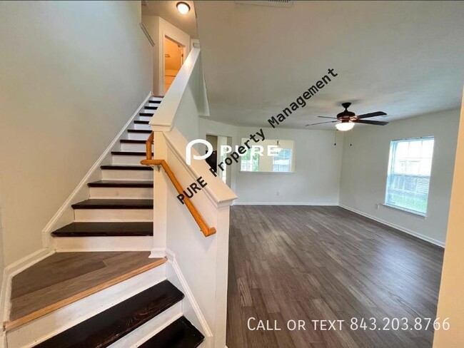 Building Photo - 5106 Torrey Ln