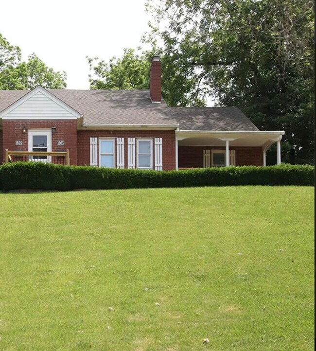 Foto del edificio - 1603 Jersey St