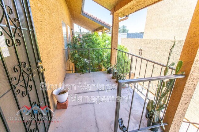 Foto del edificio - 1831 W Mulberry Dr