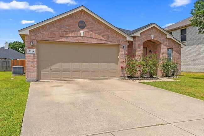 Foto del edificio - 5311 Freestone Dr