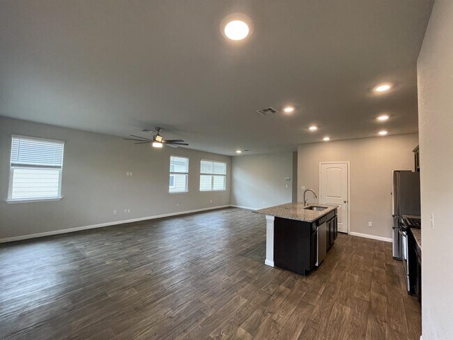 Foto del edificio - 222 Baron Creek Trail