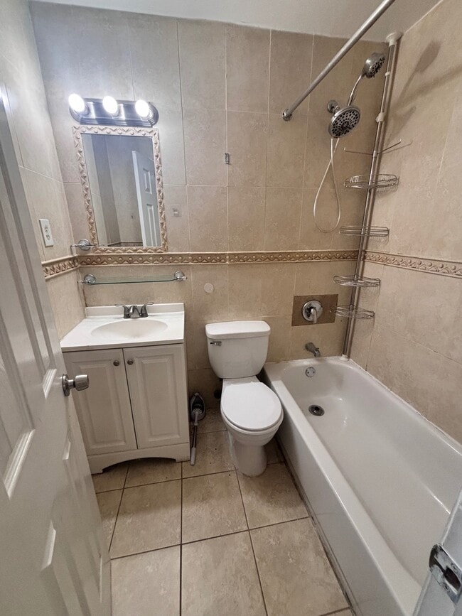 Foto del edificio - 173-17 Vaswani Ave