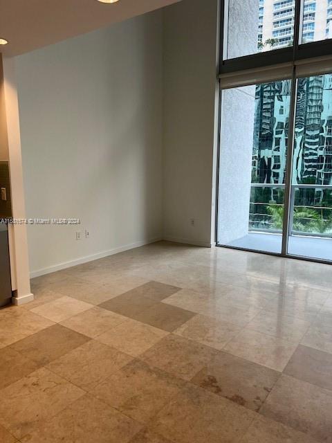 Foto del edificio - 1060 Brickell Ave