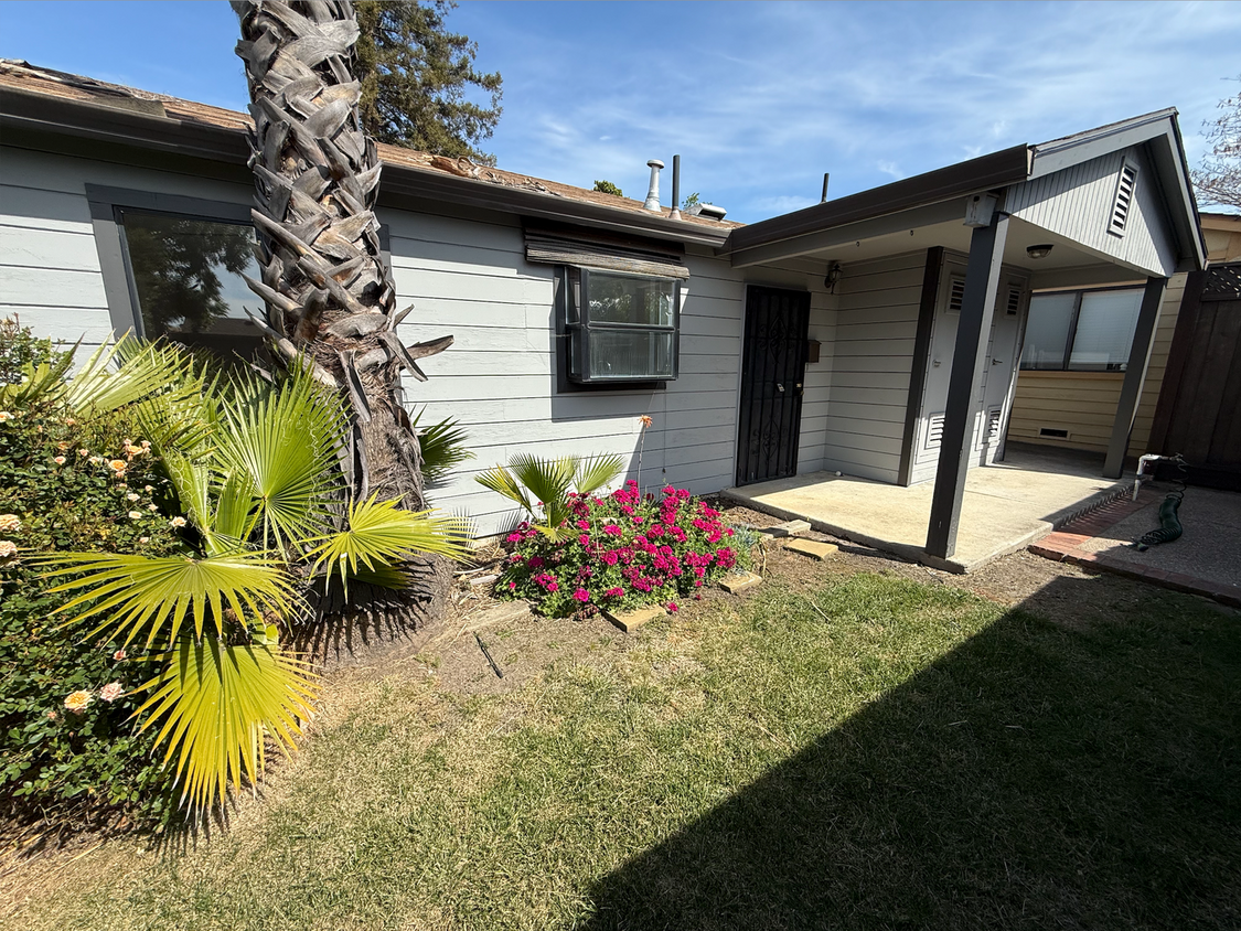 Foto principal - 4173 Mitzi Dr