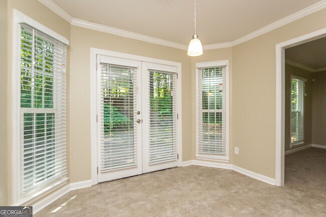 Foto del edificio - 320 Sumter Dr NE