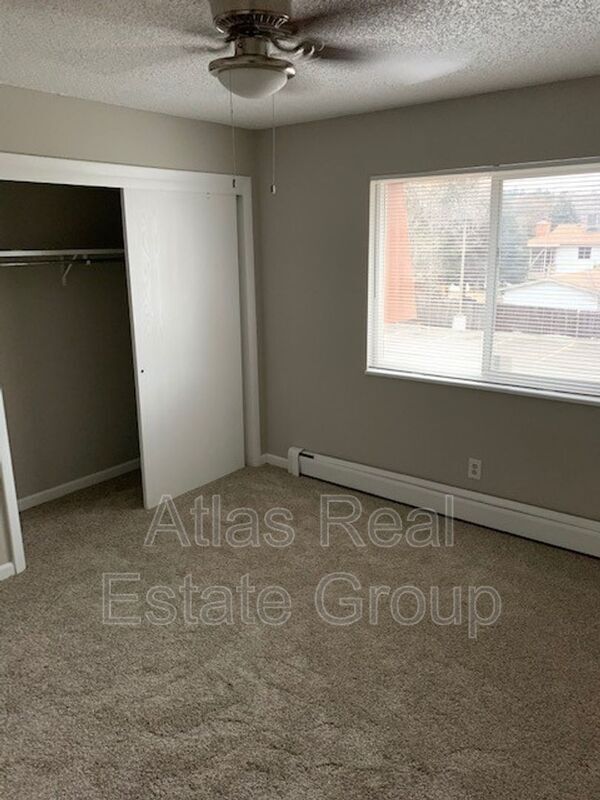 Building Photo - 2855 Montebello Dr W