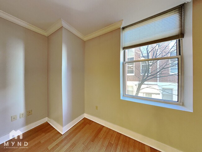 Foto del edificio - 985 Ponce De Leon Ave NE