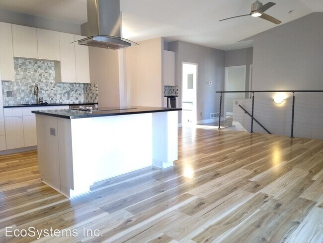 Building Photo - 5 br, 3 bath House - 5732 S Quemoy Cir