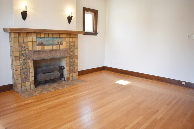 Sala de estar - 625 6th Ave