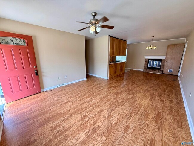 Foto del edificio - 105 Oakwood Meadows Dr