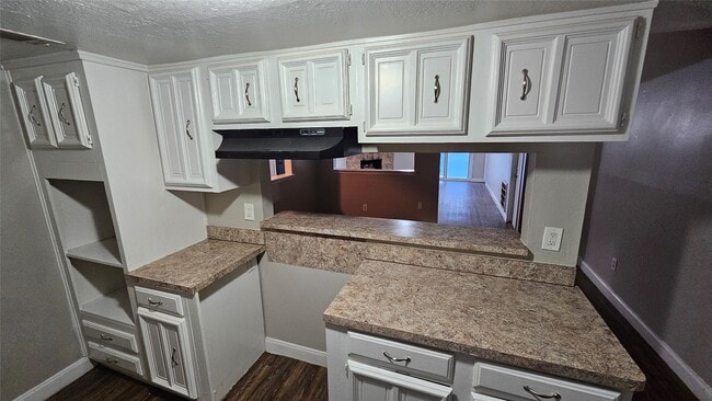 Foto del edificio - 3118 Brookdale Dr