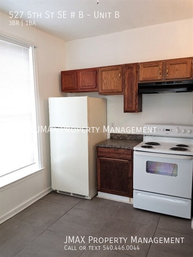 Foto del edificio - 527 5th St SE