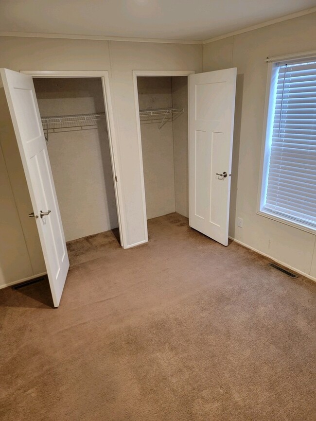 Foto del edificio - 2 Bedroom/1 Bathroom Mobile Home