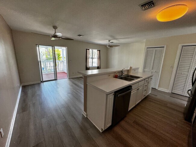 Foto del edificio - Key West Condo For Rent