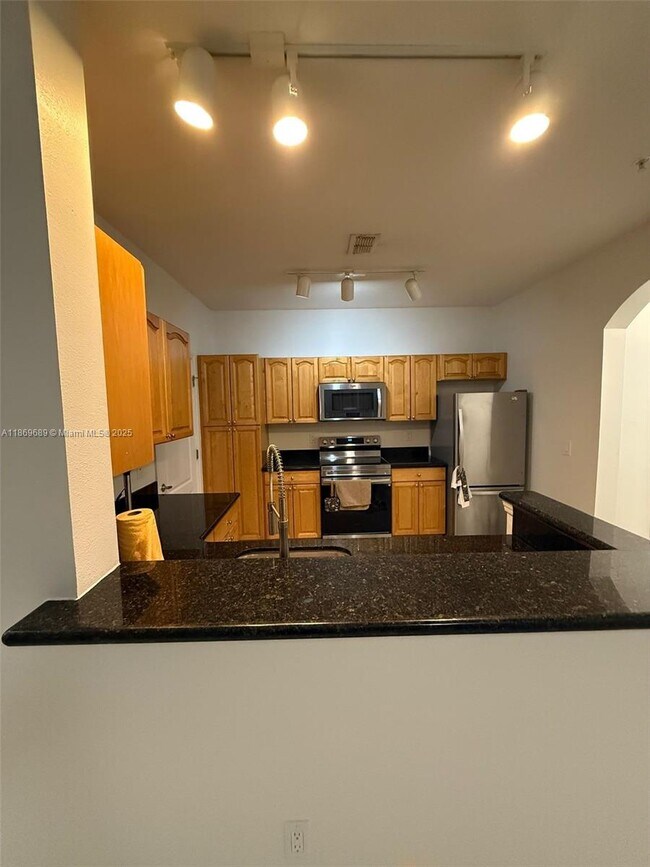 Building Photo - 5252 Cane Island Loop